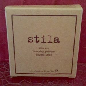 Stila Bronzing Powder shade 1